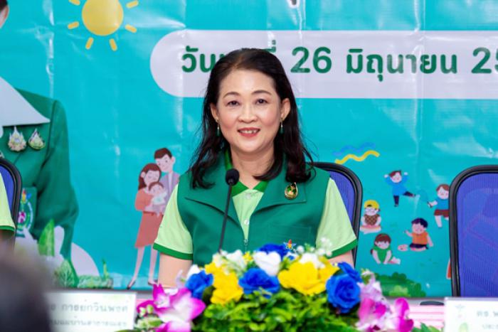 วันพุธที่ 26 มิถุนายน 2567 นางสุภาพร การย์กวินพงศ์ นายกสมาคมแม่บ้านสาธารณสุข และคณะกรรมการ เยี่ยมเสริมพลังสมาคมแม่บ้านสาธารณสุขสาขาจังหวัดอุตรดิตถ์ 