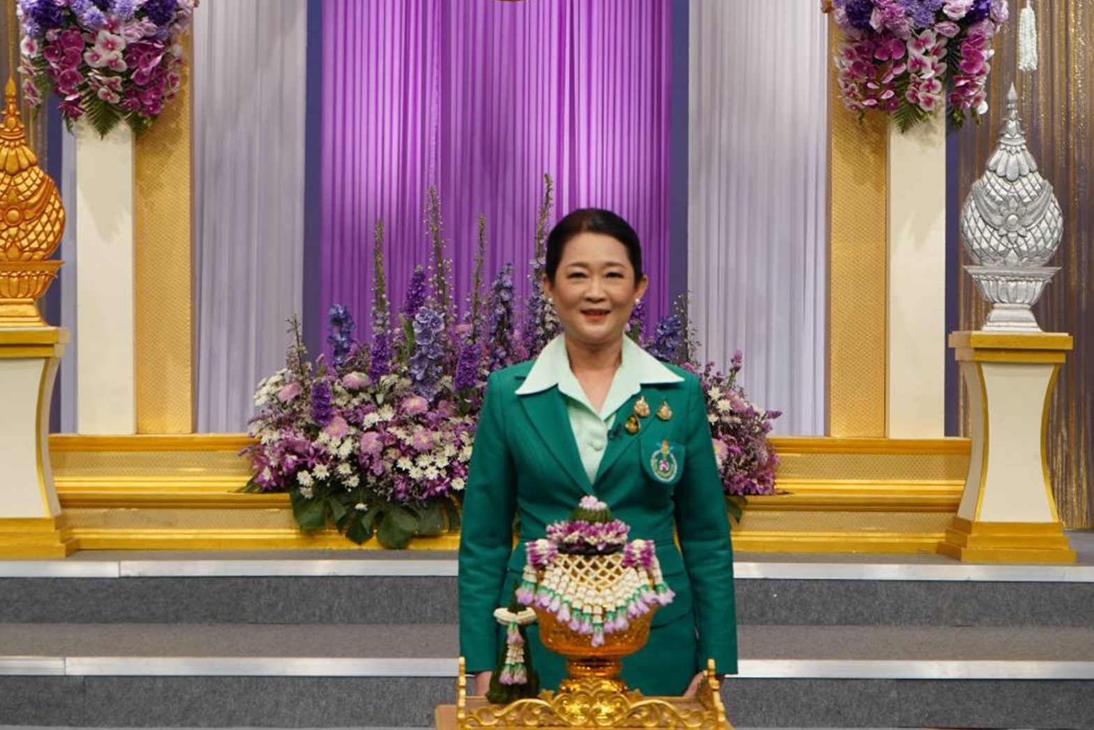 นายกสมาคมแม่บ้านสาธารณสุข พร้อมคณะกรรมการสมาคมแม่บ้านสาธารณสุข ได้ร่วมบันทึกเทปถวายพระพรชัยมงคล