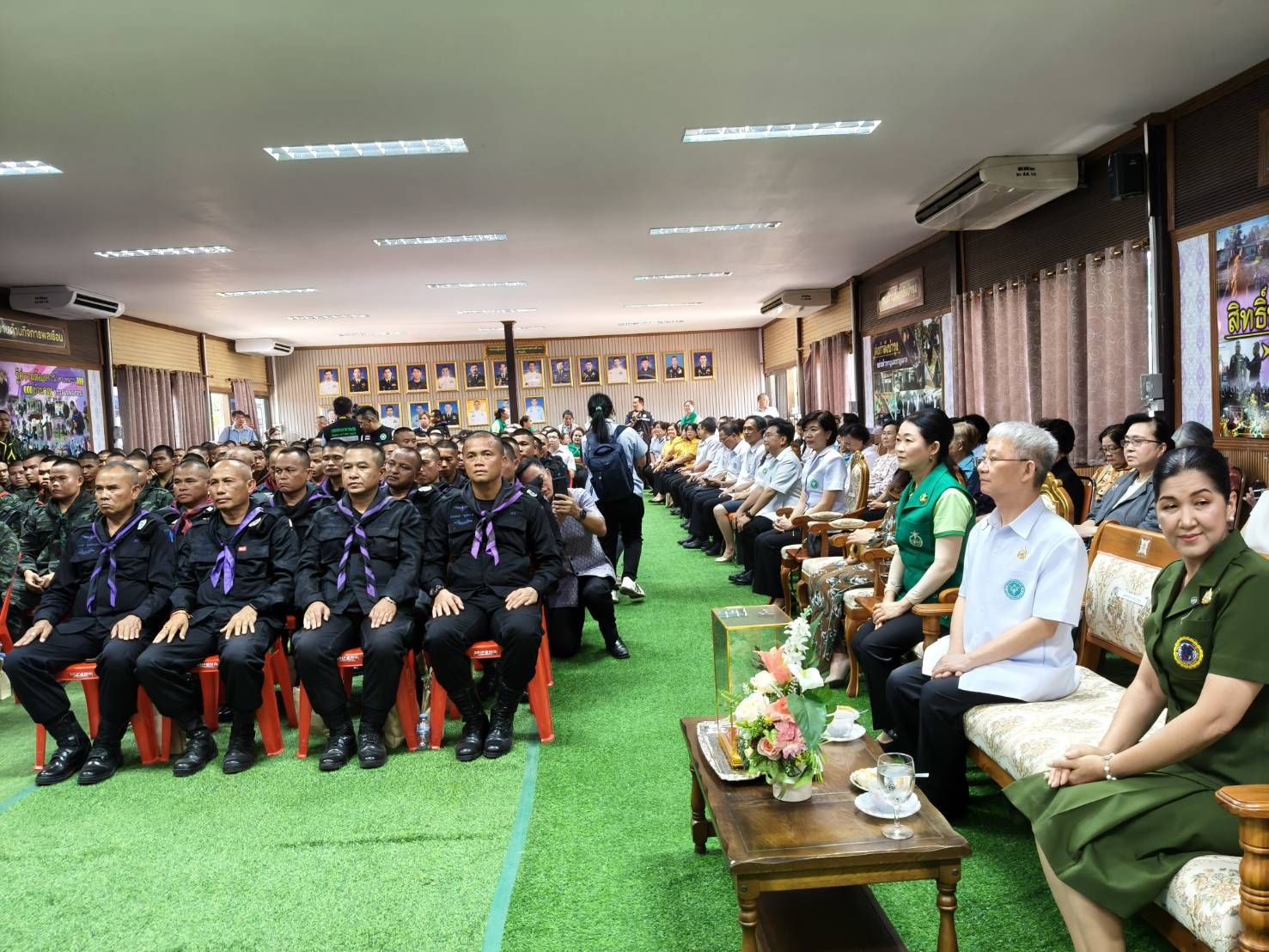 เยี่ยมให้กำลังใจทหารพรานรักษาดินแดนชายแดนไทย-กัมพูชา ณ หน่วยเฉพาะกิจกรมทหารพรานที่ 23 (ค่ายพิทักษ์อุทุมพรเขต) อำเภอกันทรลักษ์ จังหวัดศรีสะเกษ