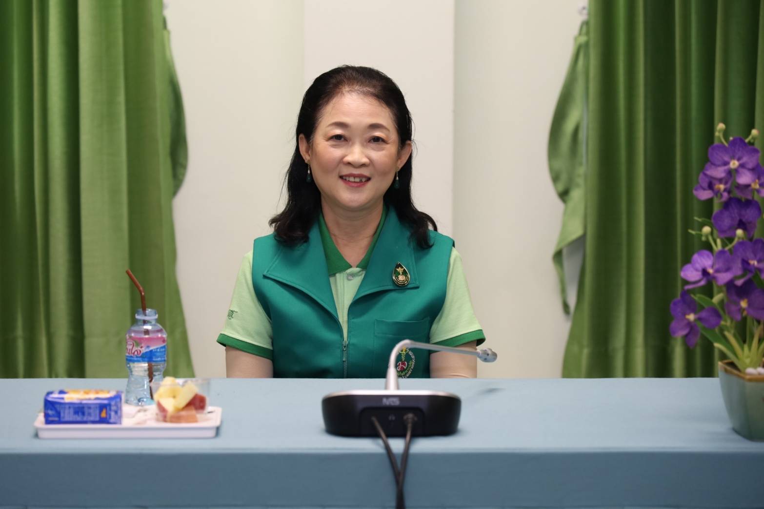 นายกสมาคมแม่บ้านสาธารณสุข และคณะกรรมการลงพื้นที่เยี่ยมศูนย์พัฒนาเด็กเล็กบ้านแสงไทร