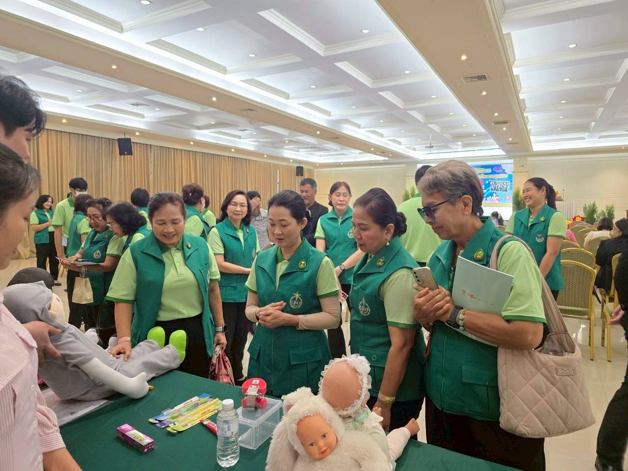 นายกสมาคมแม่บ้านสาธารณสุข เป็นประธานเปิดการอบรมโครงการส่งเสริมพัฒนาการ และความฉลาดทางอารมณ์เด็กปฐมวัยในชุมชน ปี 2568